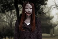 Ilustrasi hantu Kuchisake-onna atau hantu mulut sobek asal Jepang. (sumber: Pelopor/Ist)