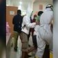 Tangkapan layar video keluarga pasien Covid-19 mengamuk di RSUD Ambarawa Semarang. (Foto: Pelopor/Instagram @lambe_turah)