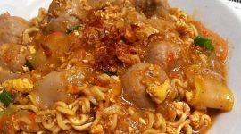 Seblak Indomie Bakso Melimpah. (Foto:Pelopor.id/Fb/@nindriany17)