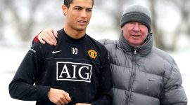 Cristiano Ronaldo dan Sir Alex Ferguson. (Foto: Pelopor.id/Matthew Peters/MU/Getty Images)