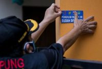 Stiker sudah divaksin.(Foto:Pelopor.id/cnn)