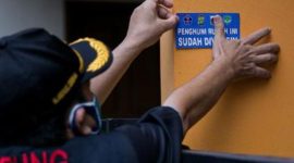 Stiker sudah divaksin.(Foto:Pelopor.id/cnn)