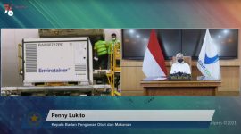 Kedatangan vaksin COVID-19 CoronoVac produksi Sinovac dalam bentuk jadi, Jumat (13/08/2021) siang. (Sumber: Pelopor.id/Tangkapan Layar YouTube Sekretariat Presiden)