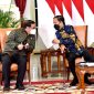 Presiden Joko Widodo didampingi Seskab Pramono Anung pada Pembukaan Sarasehan 100 Ekonom Indonesia di Istana Negara, Jakarta, Kamis (26/08/2021). (Foto: Pelopor/BPMI Setpres/Rusman)