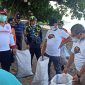 Peringati World Cleanup Day 2021, Lombok Barat Bersih-bersih Kawasan wisata dan Desa. (Foto:Pelopor.id/Humas Loteng)