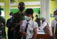 Percepatan Vaksinasi Pelajar SLTP dan SLTA, Korem 061/SK Launching Go Vaksinasi Mobile. (Foto:Pelopor.id/TNI)