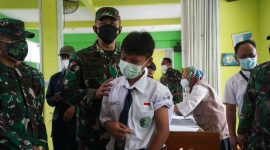 Percepatan Vaksinasi Pelajar SLTP dan SLTA, Korem 061/SK Launching Go Vaksinasi Mobile. (Foto:Pelopor.id/TNI)