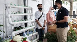 Menteri Pariwisata dan Ekonomi Kreatif Sandiaga Uno berupaya tingkatkan kolaborasi dengan PNM untuk mempermudah akses permodalan pelaku ekraf Cimahi. (Foto: Pelopor/Kemenparekraf)