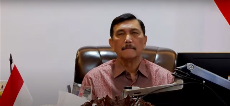 Menteri Koordinator Bidang Kemaritiman dan Investasi sekaligus Koordinator PPKM Luhut Binsar Pandjaitan. (Foto: Pelopor/Youtube Sekretariat Presiden)