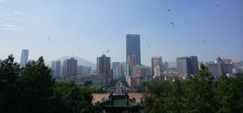 Kota Lanzhou di barat laut China. (Foto: Pelopor/Unsplash)