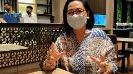 Ketua Persatuan Hotel dan Restaurant Indonesia (PHRI)-NTB, Ni Ketut Wolini. (Foto:Pelopor.id/Ist)