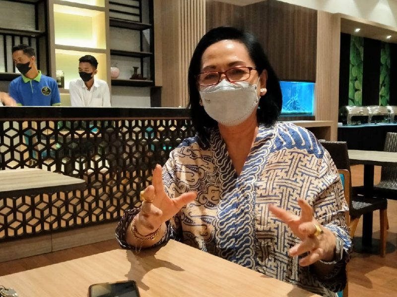 Ketua Persatuan Hotel dan Restaurant Indonesia (PHRI)-NTB, Ni Ketut Wolini. (Foto:Pelopor.id/Ist)