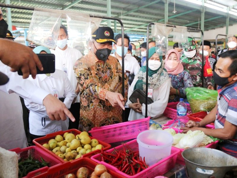 Muhadjir Effendy Resmikan Pasar Kronong Berkonsep Syariah. (Foto:Pelopor.id/Kemenko PMK)