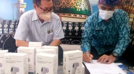 Bantu Penerapan CHSE di NTB, PGTI Sumbang 50 Thermo Gun. (Foto:Pelopor.id/Dispar NTB)