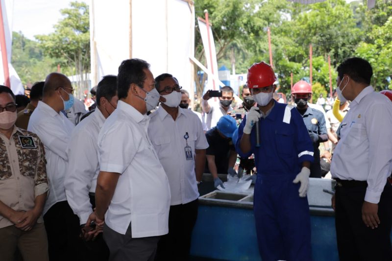 Menteri Kelautan dan Perikanan Sakti Wahyu Trenggono mengunjungi Kota Bitung, Sulawesi Utara, yang merupakan salah satu daerah industri perikanan terbesar di Indonesia, Selasa (05/10/2021). (Foto: Pelopor/ Kementerian Kelautan dan Perikanan)