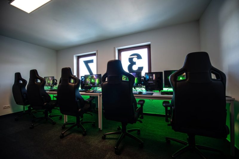 Ilustrasi esports. (Foto: Pelopor/Unsplash)