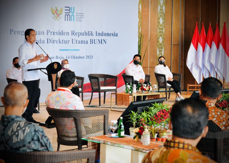 Pengarahan Presiden Joko Widodo kepada para direktur utama BUMN, di Ballroom Hotel Meruorah Komodo, Kabupaten Manggarai Barat, Nusa Tenggara Timur. (Foto: Pelopor/BPMI Setpres/Laily)