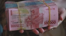 Ilustrasi uang kertas Rupiah. (Foto: Pelopor/Unsplash)