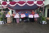 Sukseskan program pemerintah, Kodim 1701/Jayapura salurkan Bantuan Tunai Pedagang Kaki Lima dan Warung. (Foto: Pelopor/tniad.mil.id)