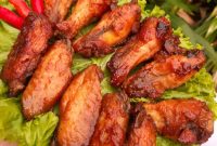 Roasted spicy chicken wings (sayap ayam panggang pedas). (Foto: Pelopor/Instagram @linasutiono)