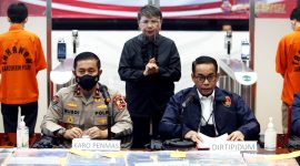 Polri Ungkap Komplotan Judi dan Pornografi Online Beromzet Rp 4,5 Miliar (Foto: Pelopor/Tribratanews)