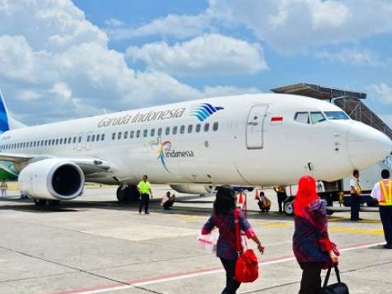 Ilustrasi Pesawat Garuda Indonesia. (Foto: Pelopor.id/ Shutterstock)