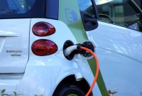 Ilustrasi kendaraan baterai listrik atau electric vehicle. (Foto: Pelopor/Pixabay)