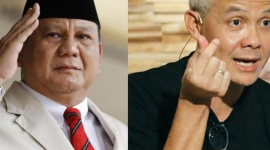Prabowo dan Ganjar Bersaing Ketat di Puncak Elektabilitas Pilpres 2024. (Foto: Pelopor.id/Ist)