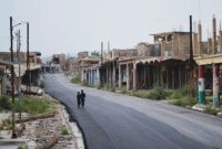 Ilustrasi infrastruktur Irak yang hancur, termasuk sekolah. (Foto:Pelopor.id/Ist)