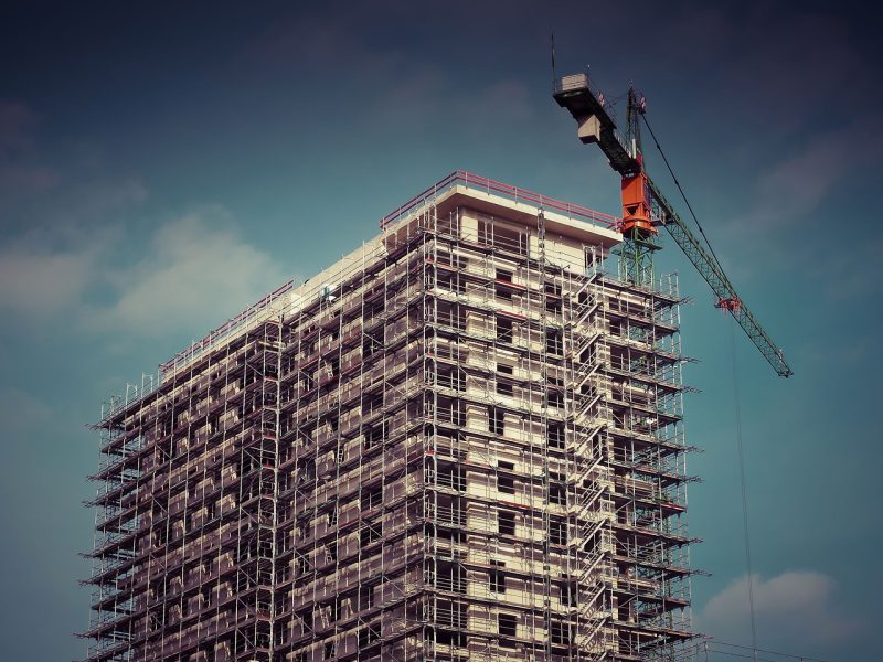 Ilustrasi bangunan properti. (Foto: Pelopor.id/Pixabay)