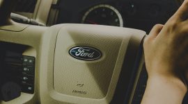 Ilustrasi interior mobil Ford. (Foto: Pelopor.id/Unsplash)