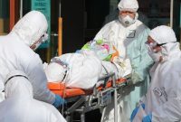 Penanganan pasien terinfeksi virus corona di Korea Selatan. (Foto:pelopor.id/Shutterstock)