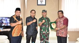 Kunjungi DPRD Maluku, Pangdam XVI/Pattimura Mayjen TNI Richard Tampubolon Kenalkan Program Mutiara Pattimura. (Foto: Pelopor.id/Pendam XVI/Pattimura) 