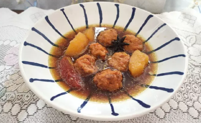 Semur Bola Ayam. (Foto: Pelopor.id/Cookpad) 