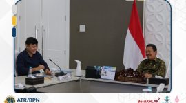 Wakil Menteri ATR/Wakil kepala BPN, Surya Tjandra bersama Menteri KKP Wahyu Sakti Trenggono. (Foto:Pelopor.id/Kemen ATR/BPN)