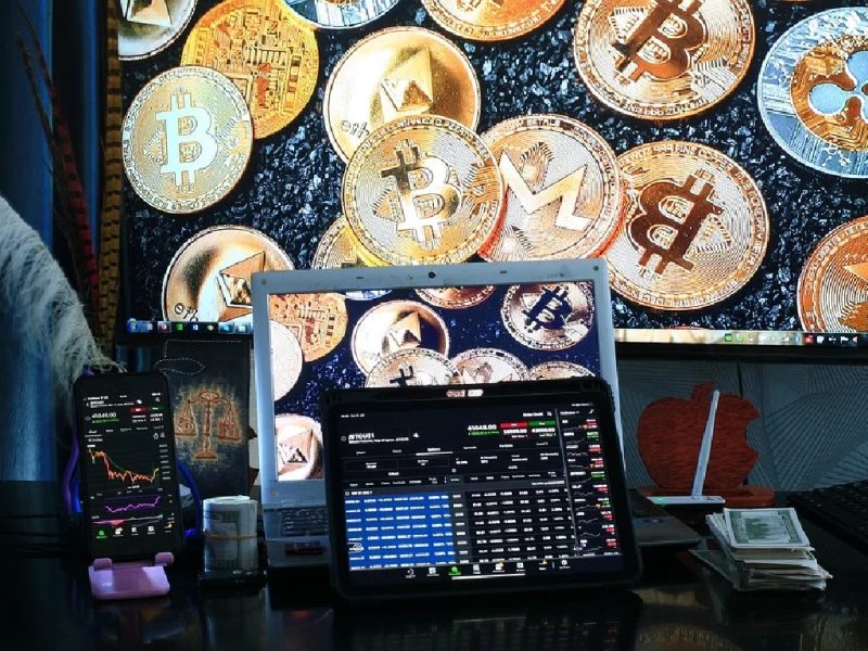 Ilustrasi Jual Beli Kripto. (Foto:Pelopor.id/Pixabay/sergeitokmakov)
