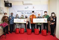 Deputi Bidang Usaha Mikro KemenKopUKM, Eddy Satriya dalam sambutannya pada Acara Santunan Anak Yatim dan Penyerahan Secara Simbolis Program Bantuan Kita Jaga Usaha (KJU) BAZNAS di Yayasan Pundi Amal Bakti Umat di Bekasi, Kamis (6/1/2022). (Foto:Pelopor.id/KemenKopUKM)