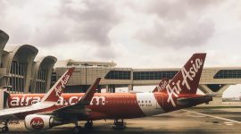 Salah satu armada maskapai AirAsia. (Foto: Pelopor.id/Pixabay) 