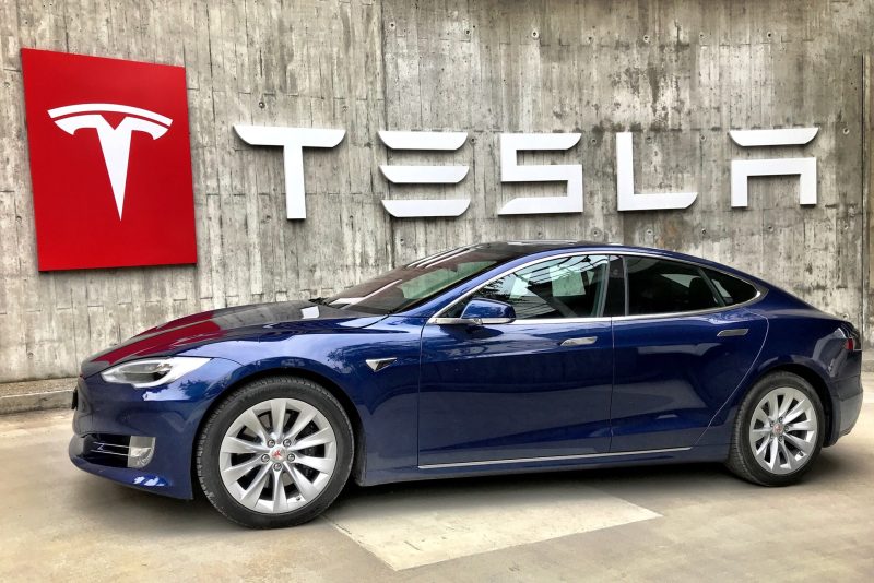 Tesla Model S. (Foto: Pelopor.id/Unsplash)
