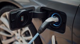 Ilustrasi mobil listrik. (Foto: Pelopor.id/Unsplash) 