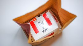 Ilustrasi produk KFC. (Foto: Pelopor.id/Unsplash)
