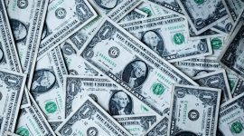 Ilustrasi dollar Amerika. (Foto: Pelopor.id/Unsplash)