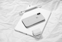 Sejumlah produk Apple. (Foto: Pelopor.id/Unsplash) 