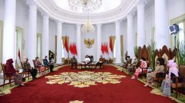 Indro Warkop dkk Bertemu Jokowi di Istana Bogor. (Foto:Pelopor.id/Setkab)
