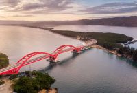 Proyek infrastruktur jembatan. (Foto: Pelopor.id/Kemenkeu) 