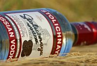 ILustrasi Vodka Rusia. (Foto:Pelopor.id/Pixabay/klimkin)