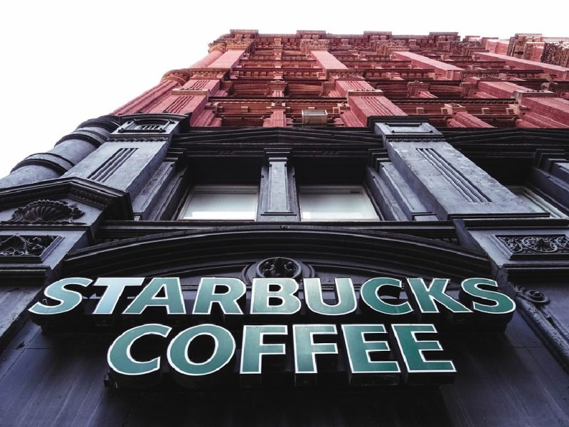 Gerai Starbucks New York. (Foto:Pelopor.id/Pixabay/twalmedia)