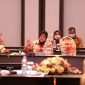 Forum Group Discussion (FGD) Kementerian Sosial dengan Komisi VIII DPR-RI. FGD dengan topik “Arah Kebijakan Program dan Anggaran Kementerian Sosial Sesuai dengan Perpres No. 110 Tahun 2021” pada Selasa, (8/2/2022). (Foto:Pelopor.id/Kemensos)