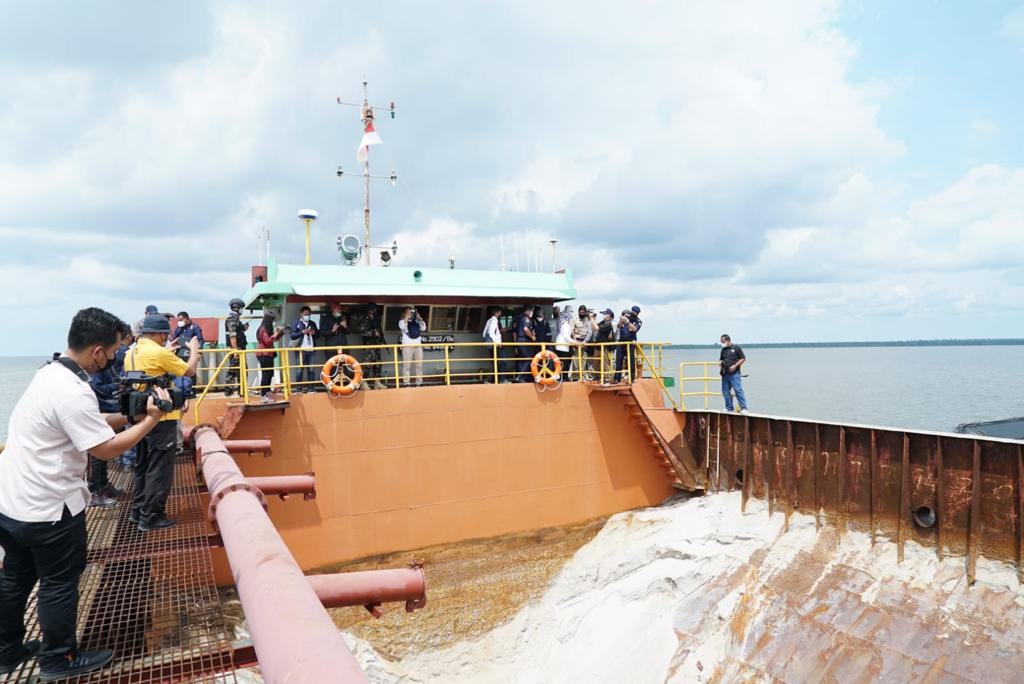 KKP Proses Hukum Pelaku Penambangan Pasir Laut di Pulau Rupat Riau