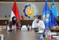 Mensos Temui Rektor ITS Bahas Rencana Pemenuhan Air Bersih Kawasan 3T. (Foto:Pelopor.id/Kemensos)